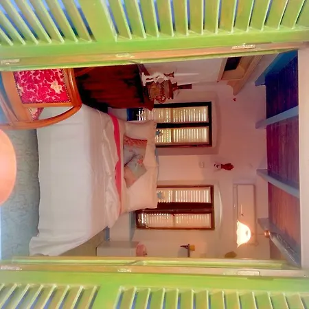 Quarto em Acomodações Particulares Cemil ıpekçi Boutique